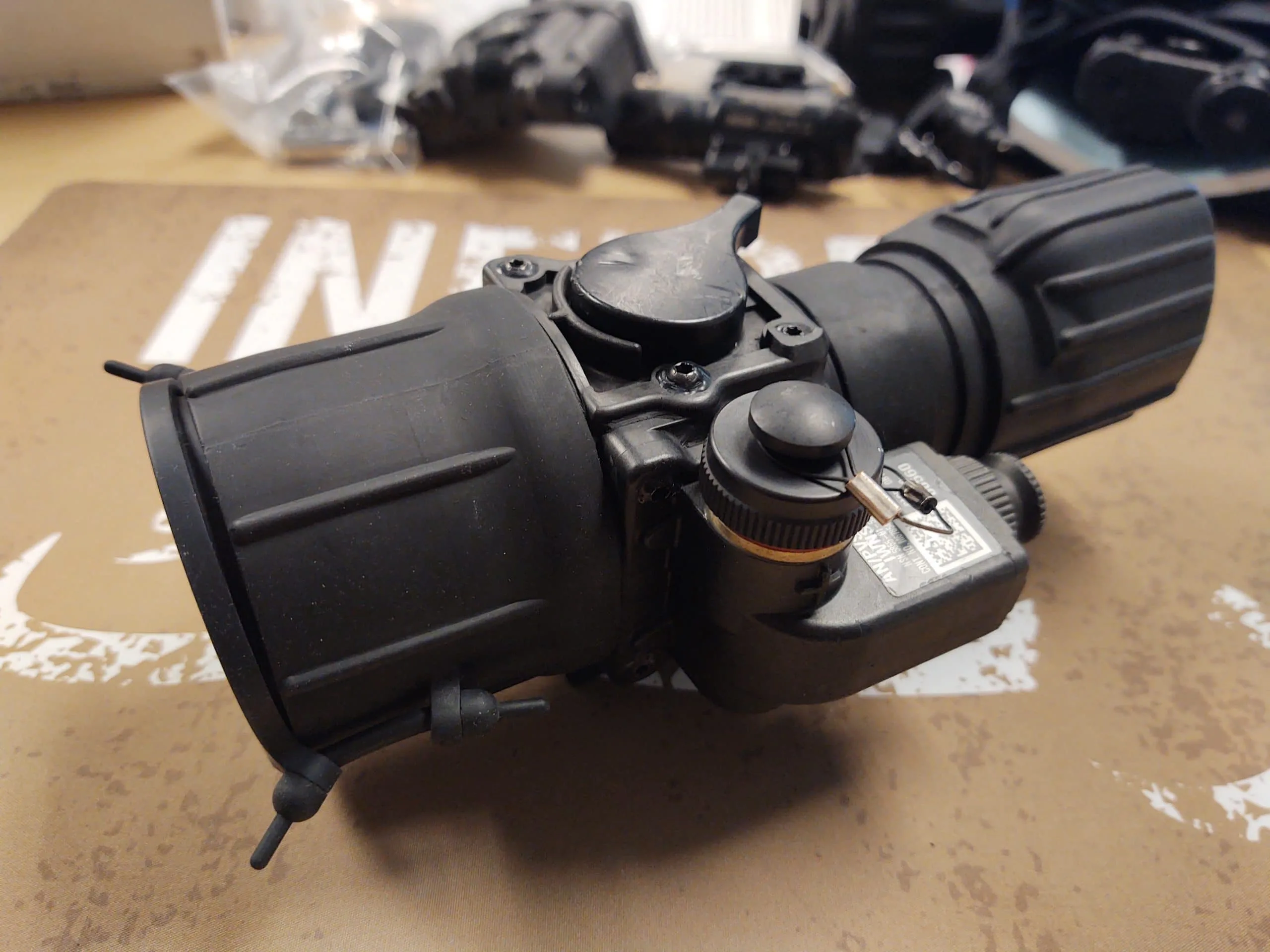 EOTech PVS24/M2124 White Phos CNVD-I2 Clip-On Night Vision Device – REFURB’s BLACK #1