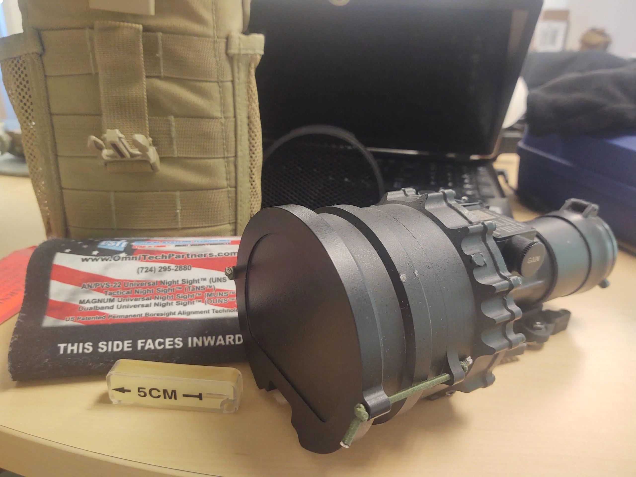 AN/PVS-27 MAGNUM UNIVERSAL NIGHT SIGHT (MUNS)