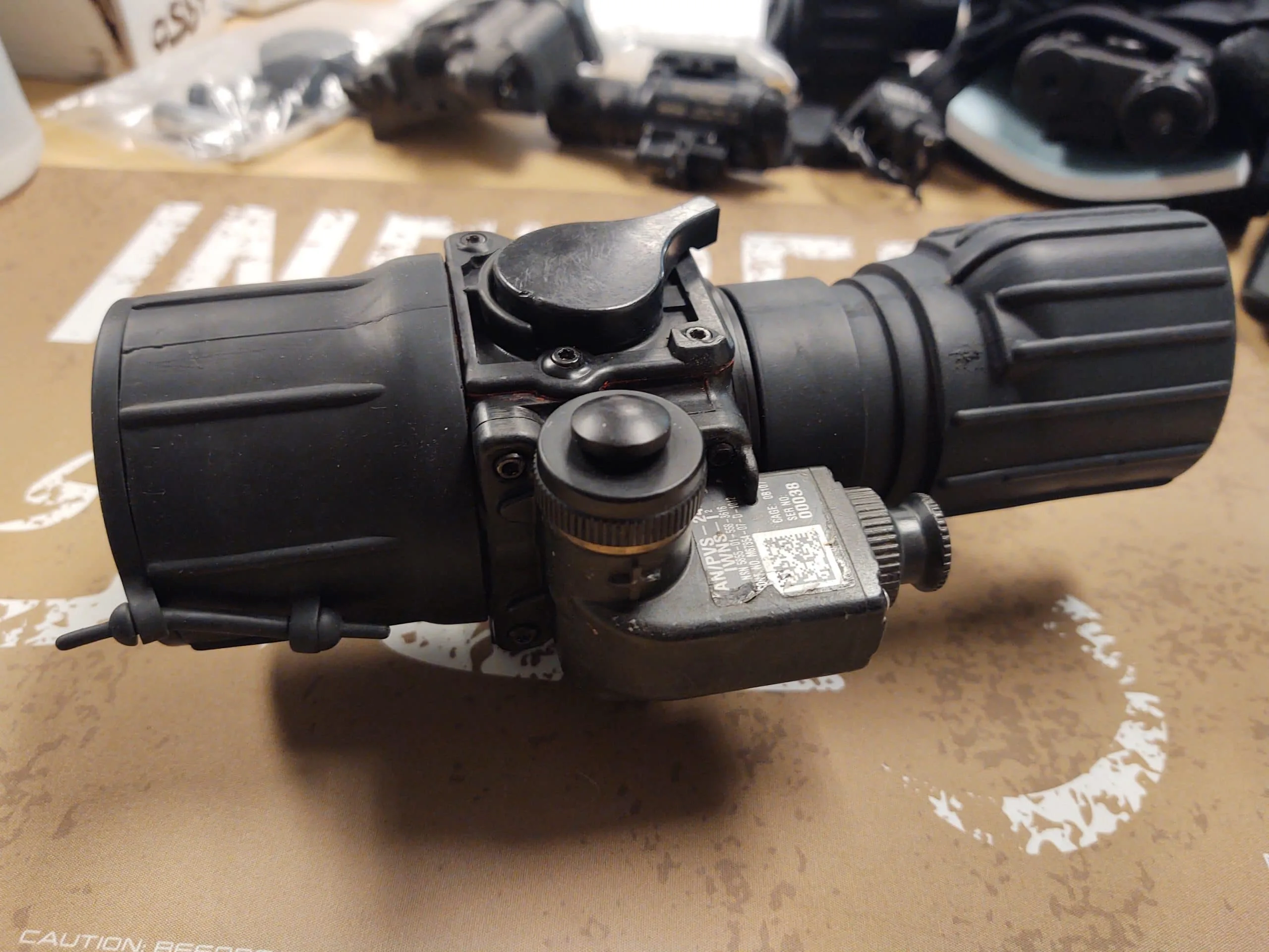 EOTech PVS24/M2124 CNVD-I2 Clip-On Night Vision Device – REFURB’s BLACK #2