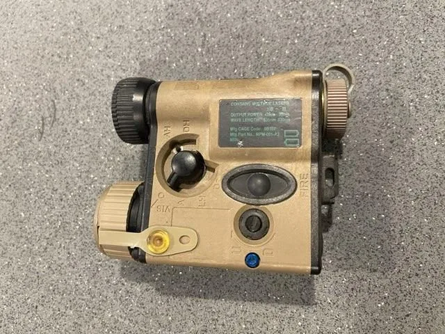 L3/ Insight MIPIM (AN/PEQ-16A) Mini Integrated Pointing Illumination Module